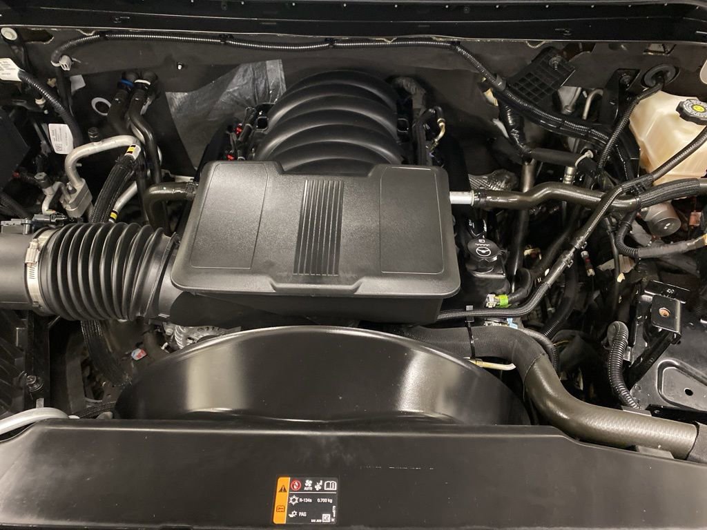 Used 2024 Chevrolet Silverado 2500 Custom w/ Custom Value Package image 4