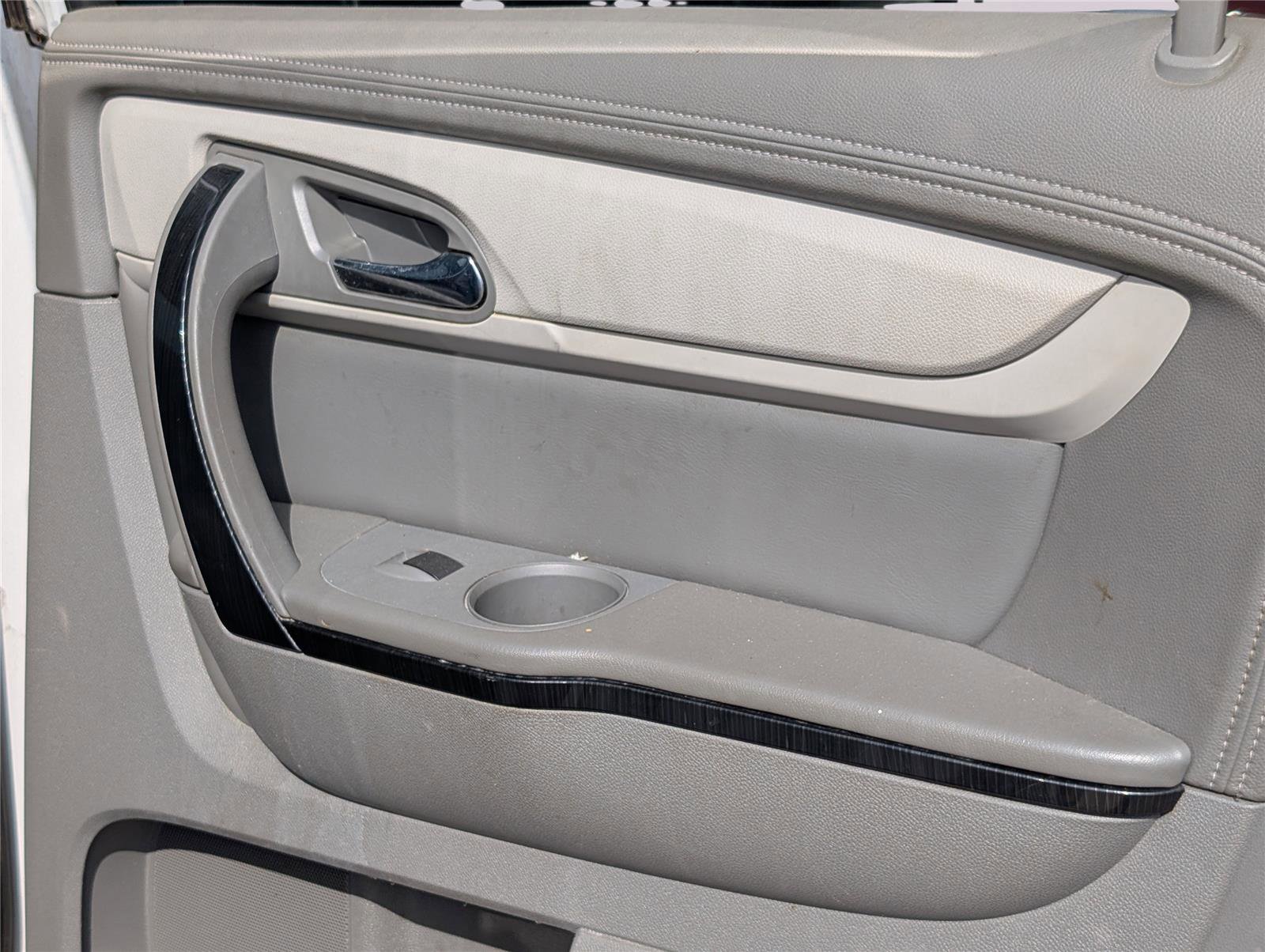 Used 2017 Chevrolet Traverse Premier image 35