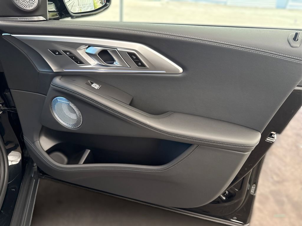 New 2026 BMW XM Label Red image 27