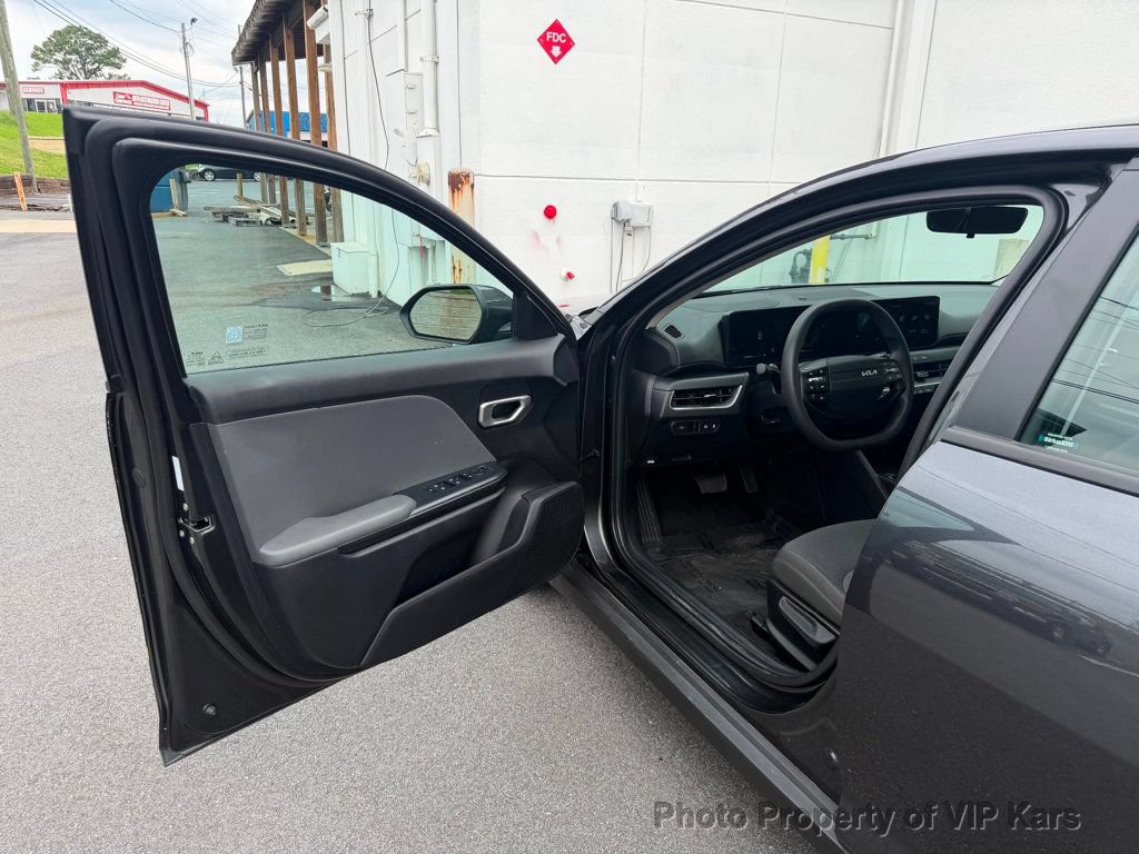 Used 2025 Kia K4 FWD image 9