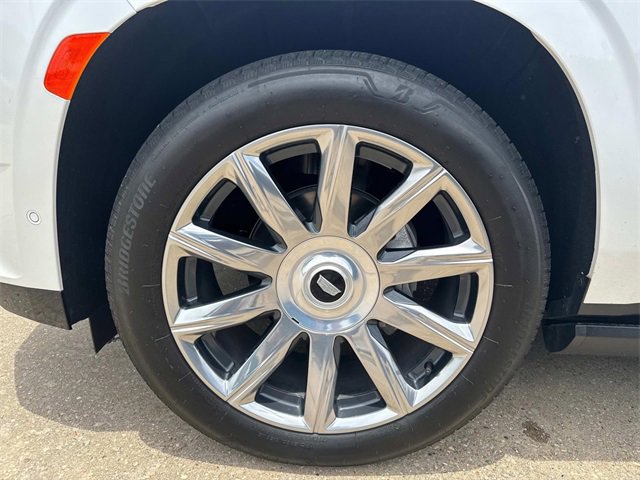 Used 2024 Cadillac Escalade Premium Luxury Platinum w/ Heavy-Duty Trailer Package image 7