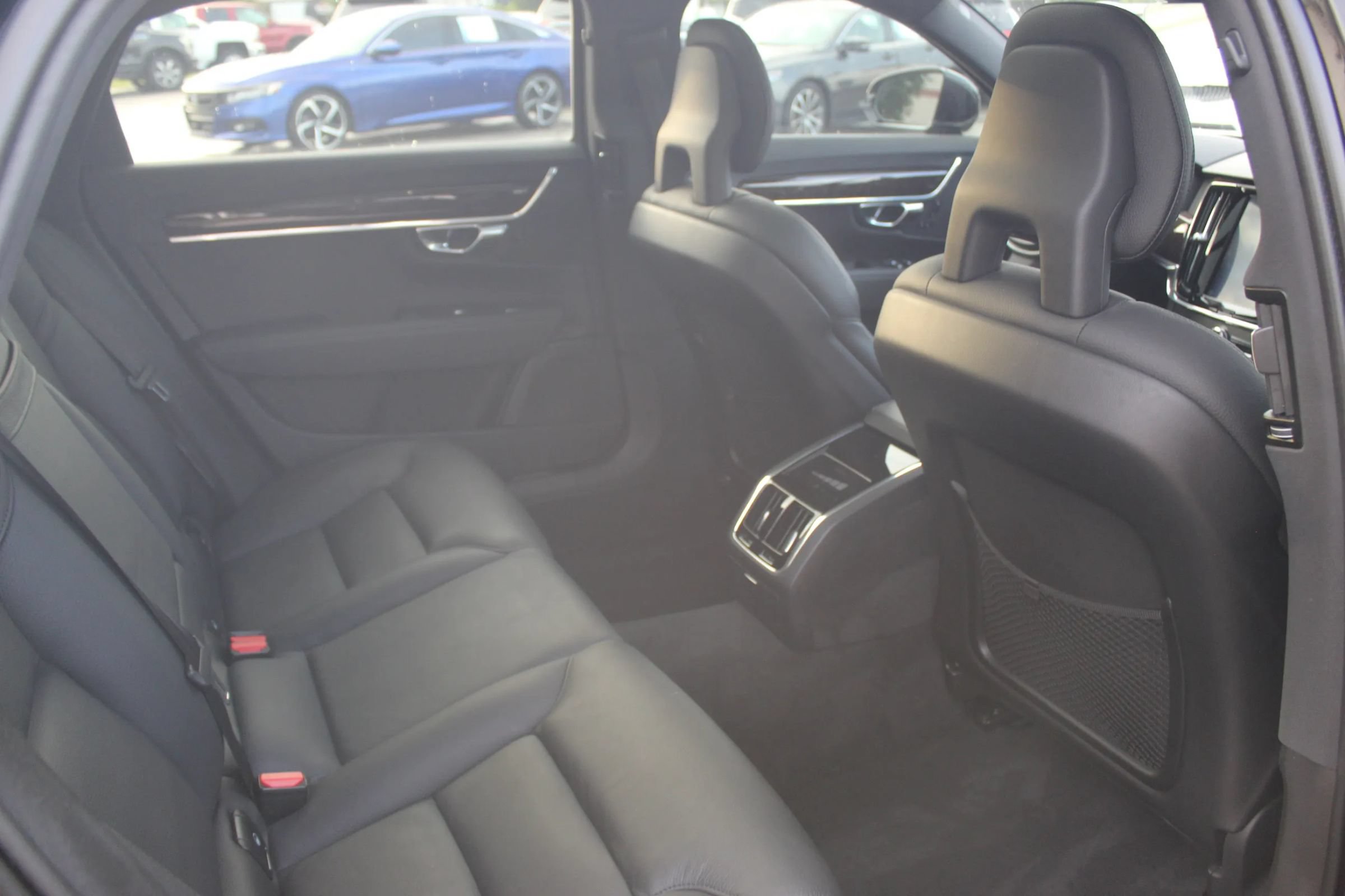 Used 2018 Volvo S90 T6 Momentum w/ Convenience Package AWD/4WD image 22