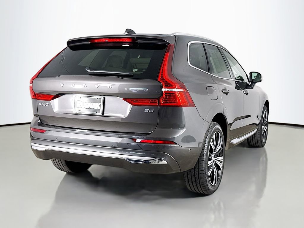 Certified 2023 Volvo XC60 B5 Ultimate FWD image 7