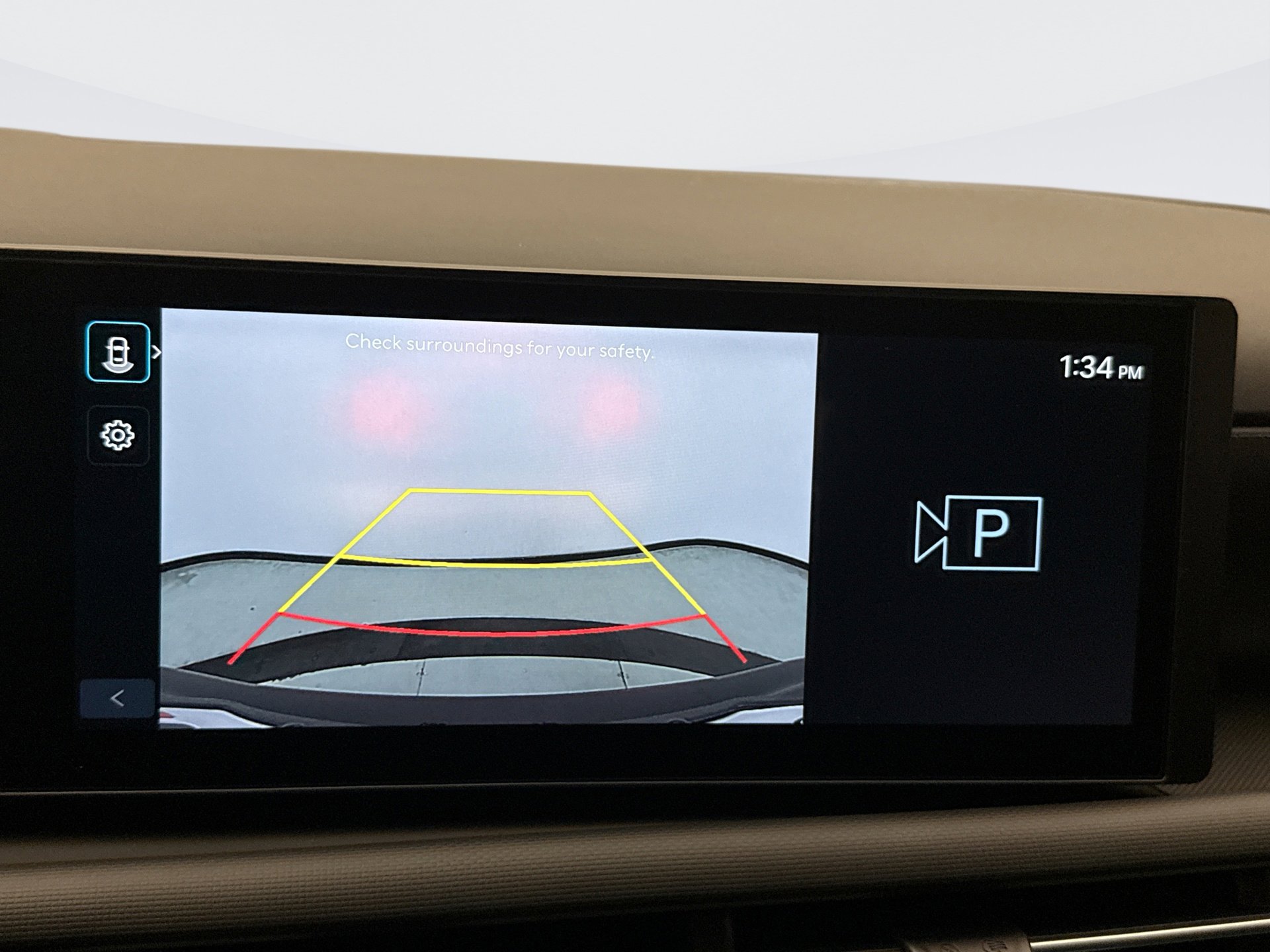 Used 2025 Hyundai Tucson SE image 15