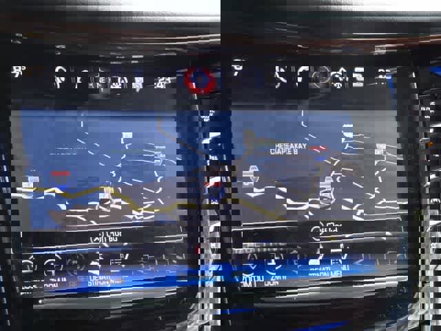 Used 2016 Cadillac Escalade ESV Luxury image 29