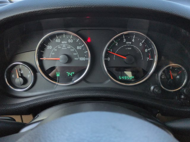 Used 2015 Jeep Wrangler Unlimited Rubicon AWD/4WD image 26