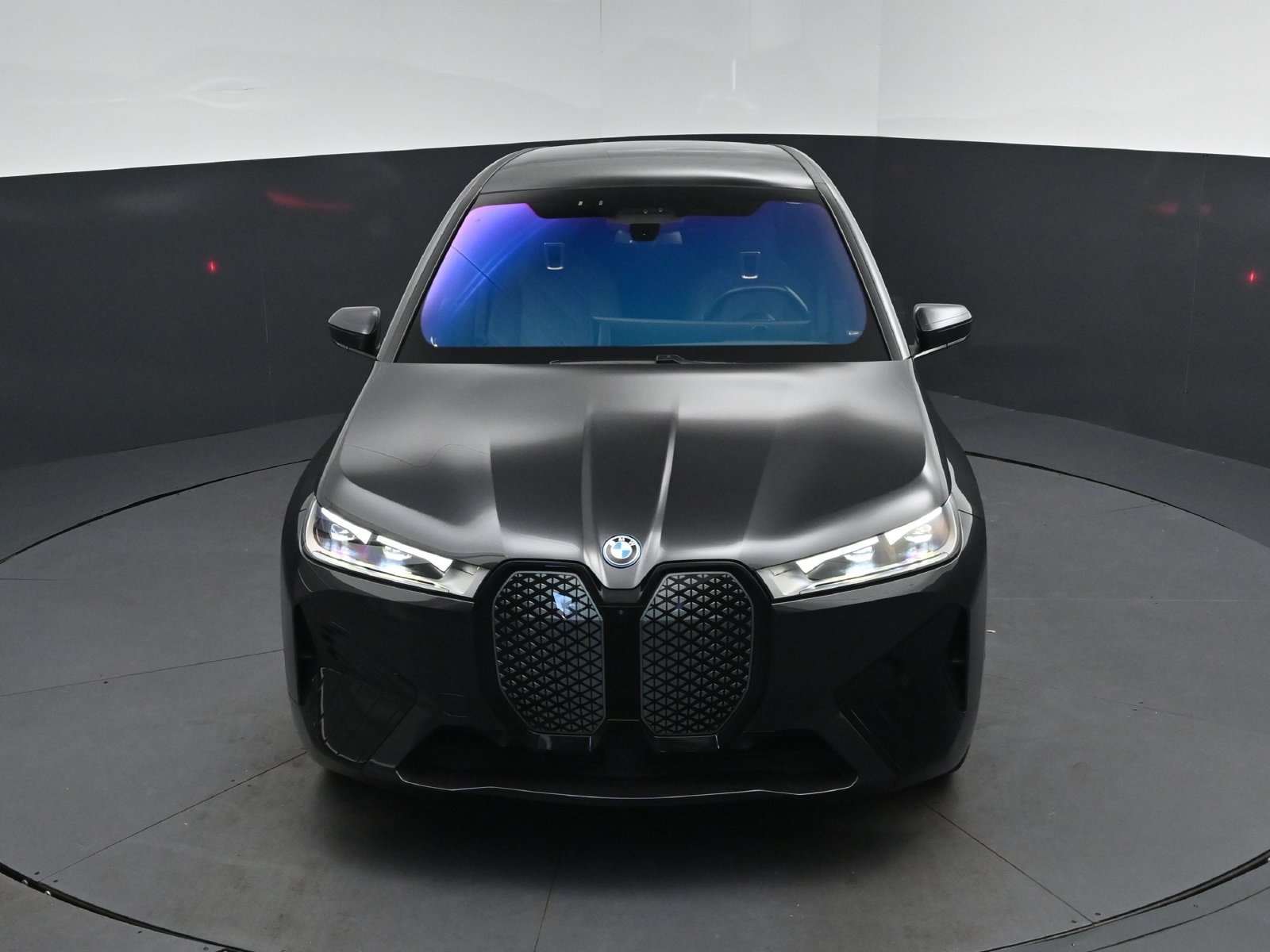 Certified 2024 BMW iX xDrive50 w/ Premium Package AWD/4WD image 37
