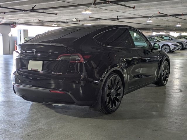 Used 2022 Tesla Model Y Performance AWD/4WD image 5