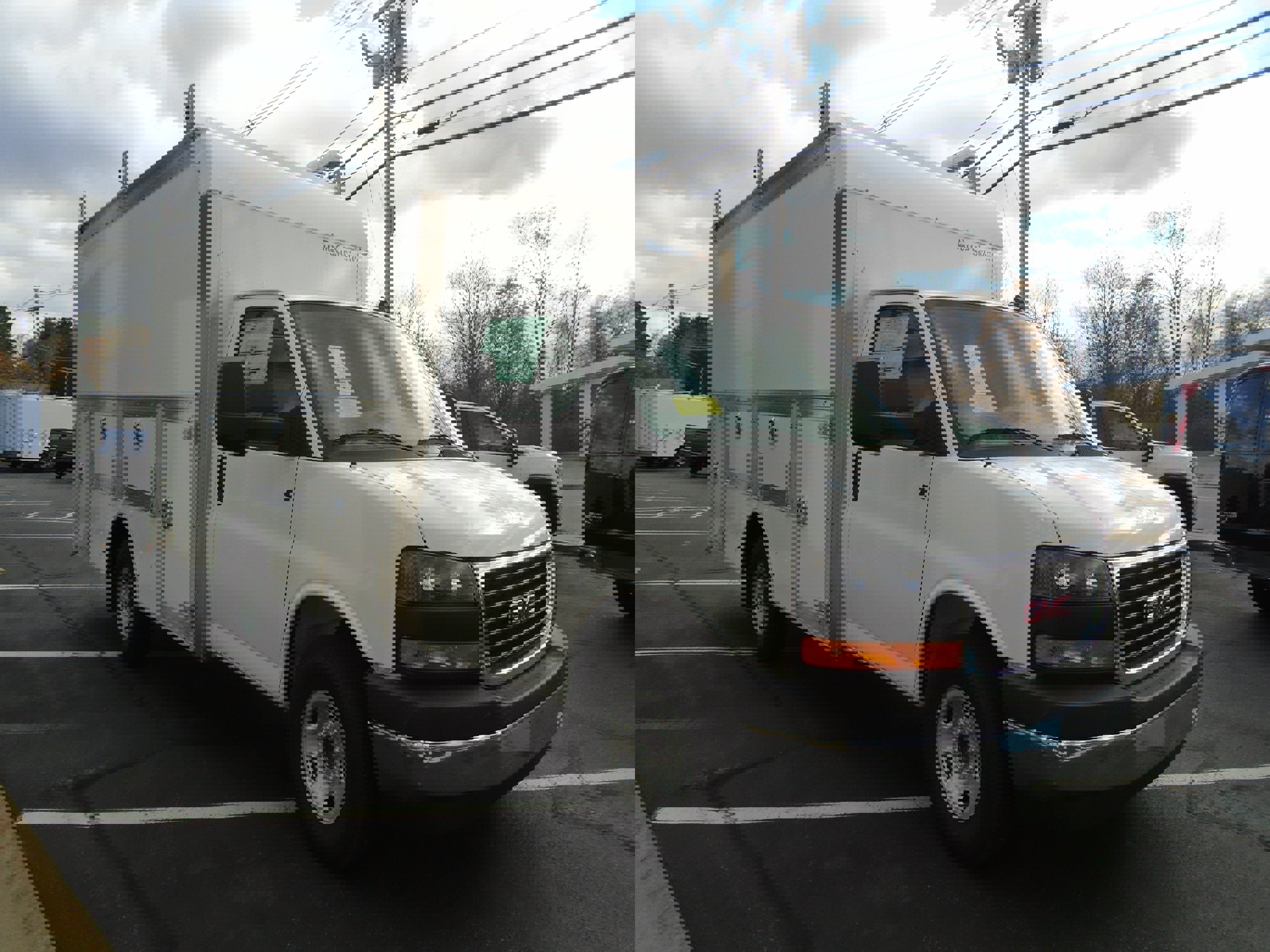 New 2025 GMC Savana 3500 Base w/ Power Convenience Package image 2