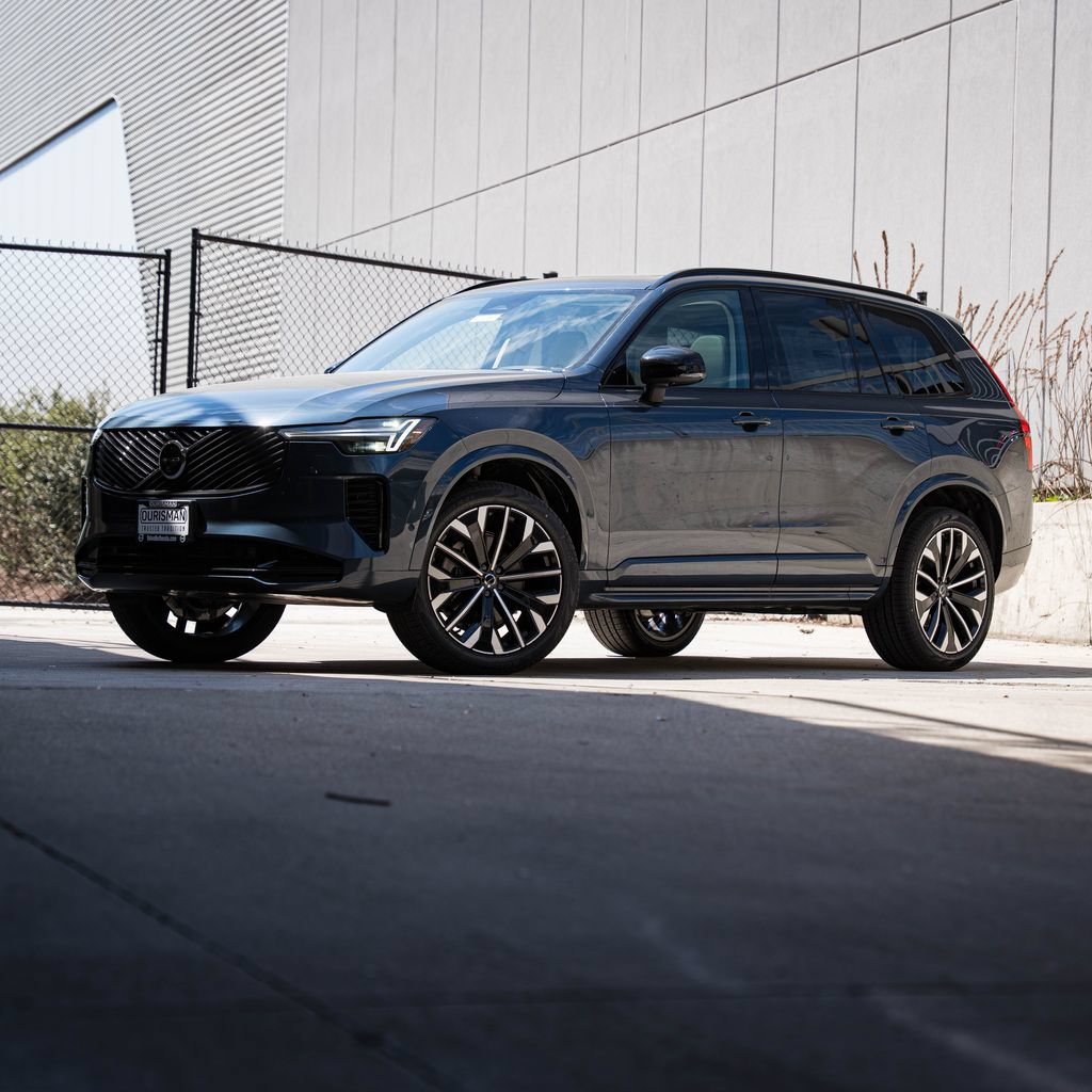 New 2026 Volvo XC90 B6 Ultra w/ Protection Package Premier AWD/4WD image 1