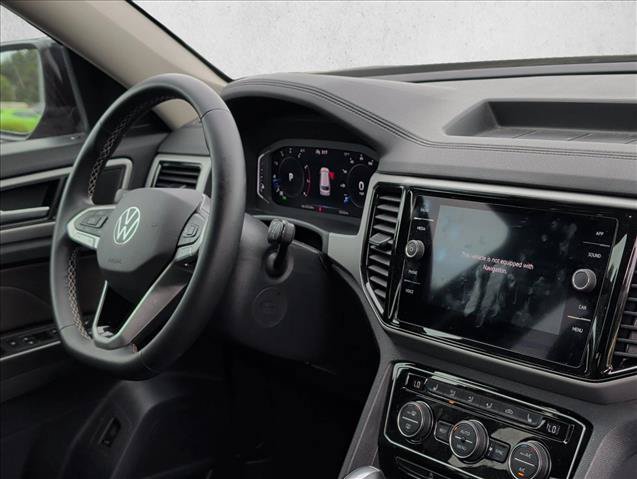 Used 2023 Volkswagen Atlas SE FWD image 24