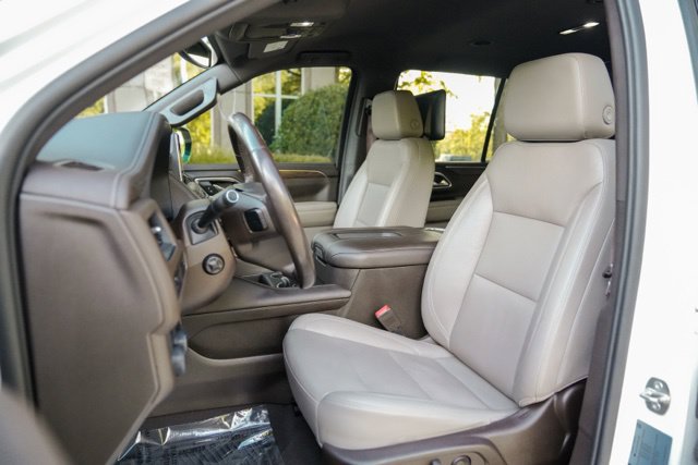 Used 2021 Chevrolet Tahoe LT w/ Luxury Package RWD image 36