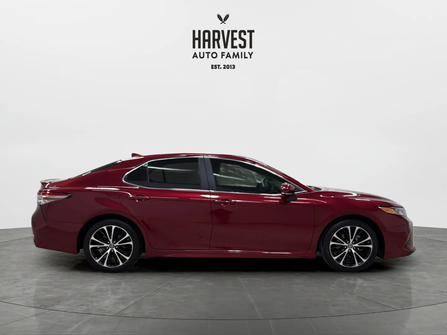 Used 2018 Toyota Camry SE w/ Audio Package FWD image 8