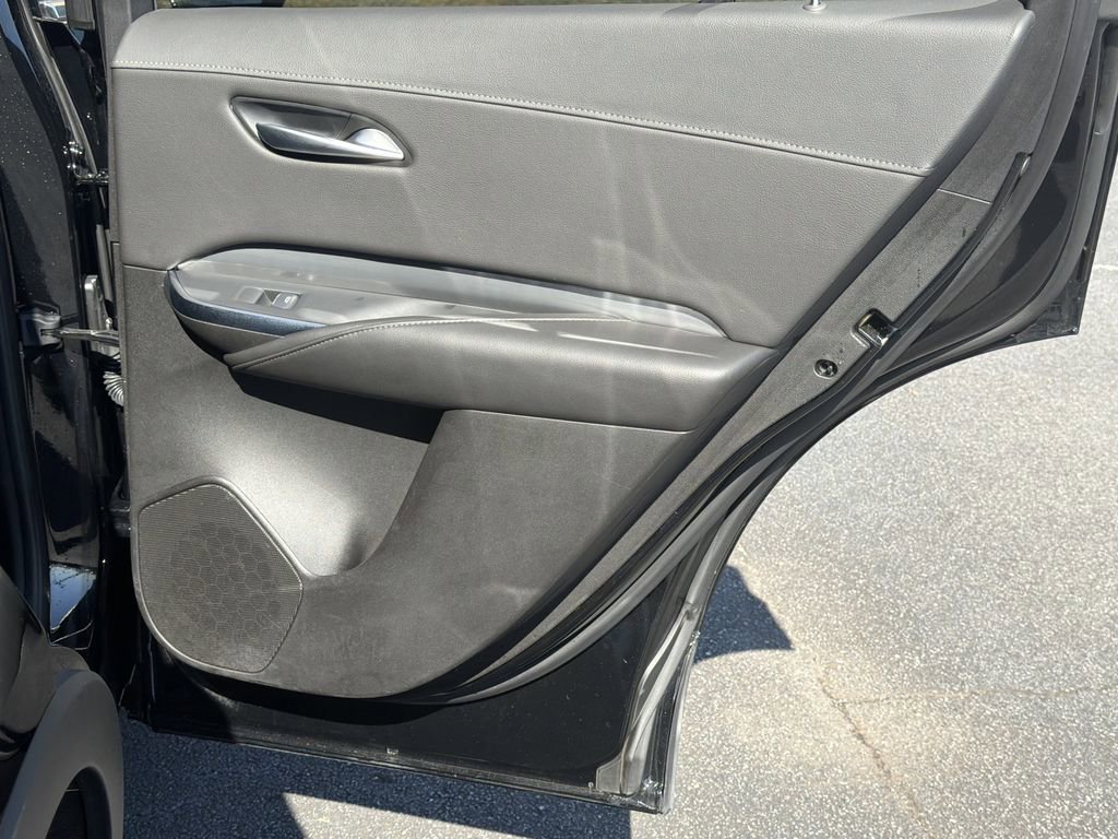 Certified 2025 Cadillac XT4 Premium Luxury image 16