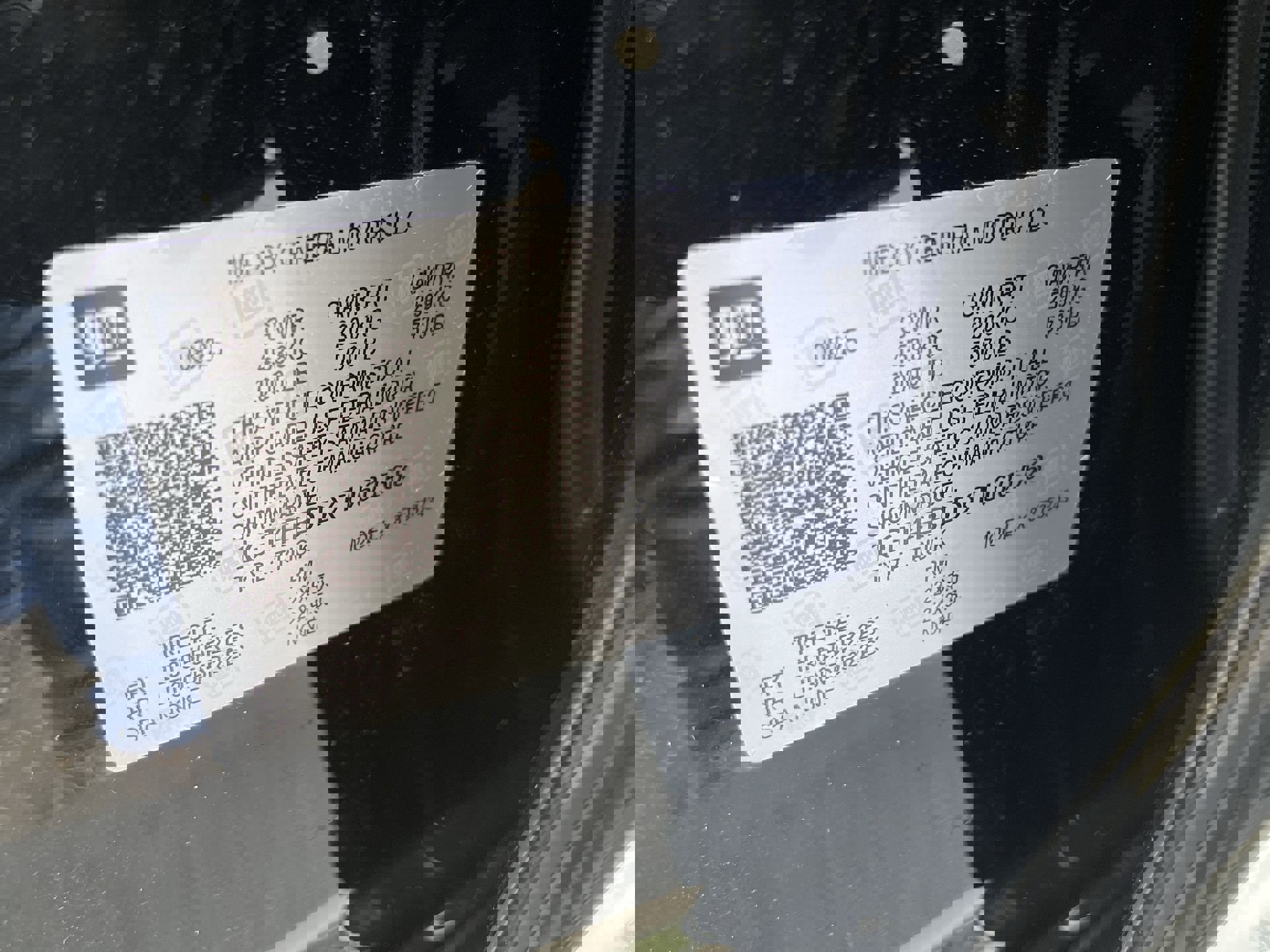 New 2026 GMC Hummer EV 4x4 Crew Cab w/ LPO, Dark Essentials Package image 68