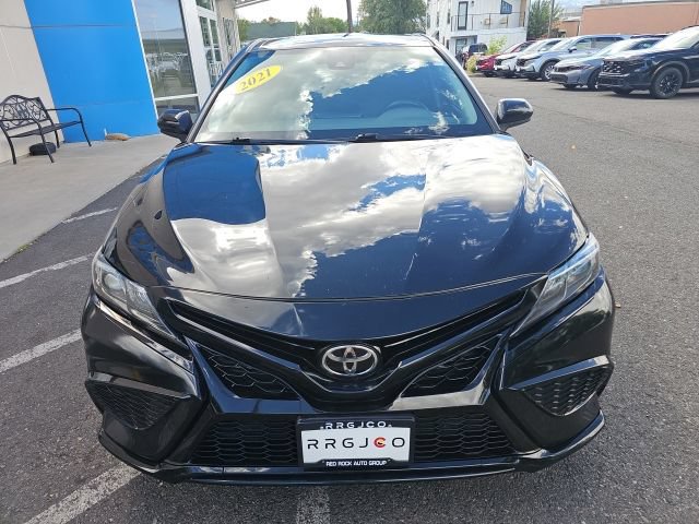 Used 2021 Toyota Camry SE AWD/4WD image 3