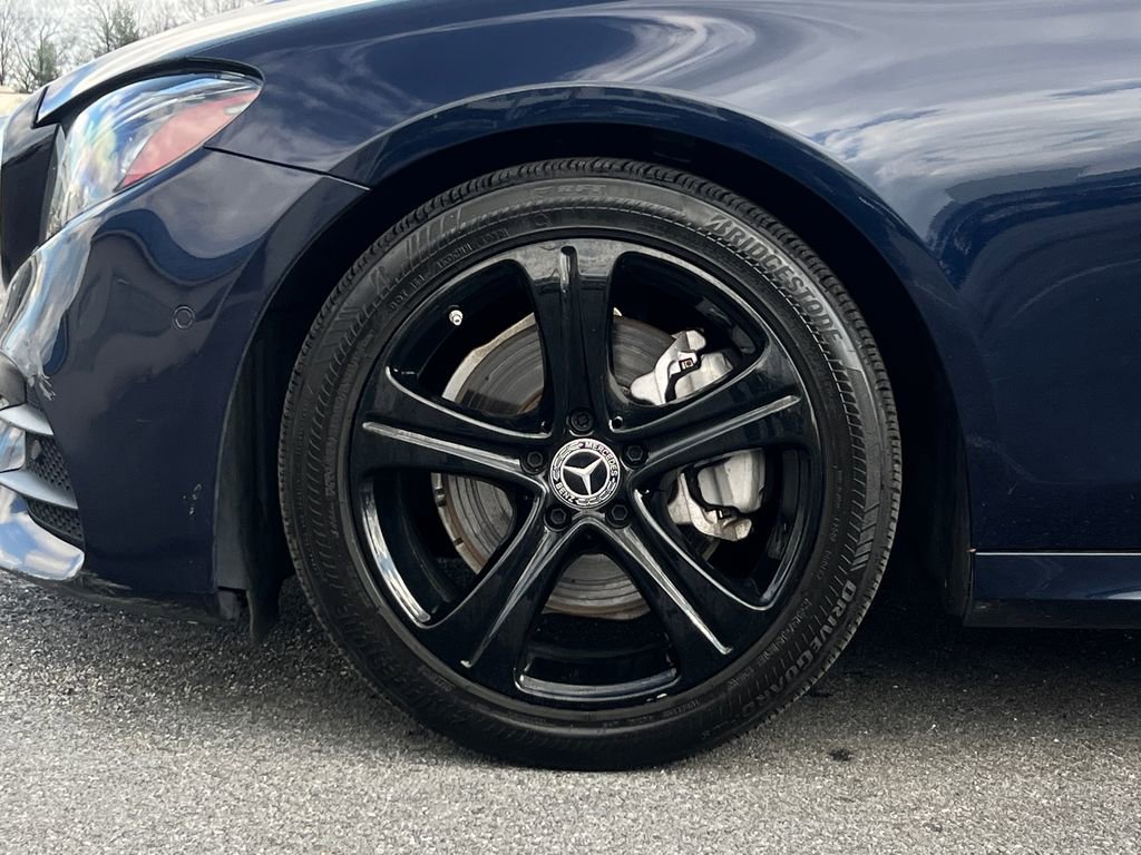 Used 2019 Mercedes-Benz E 300 image 9