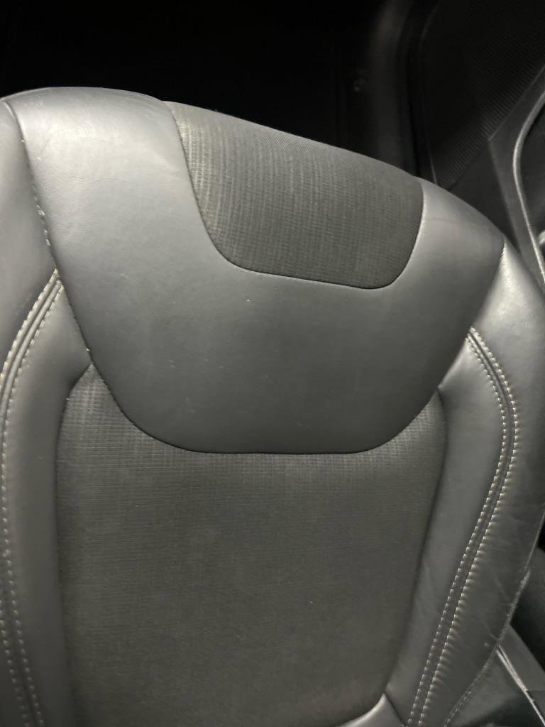 Used 2018 Jeep Cherokee Latitude Plus image 18