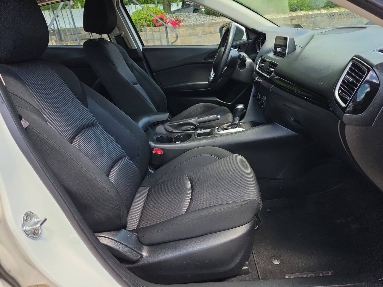 Used 2014 MAZDA MAZDA3 i Touring FWD image 23