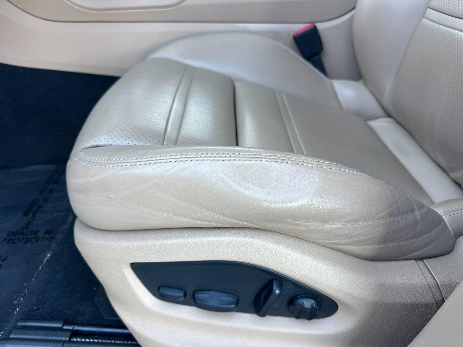 Certified 2023 Porsche Cayenne AWD/4WD image 14