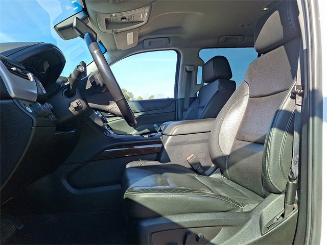 Used 2019 GMC Yukon XL SLT w/ HD Trailering Package image 13
