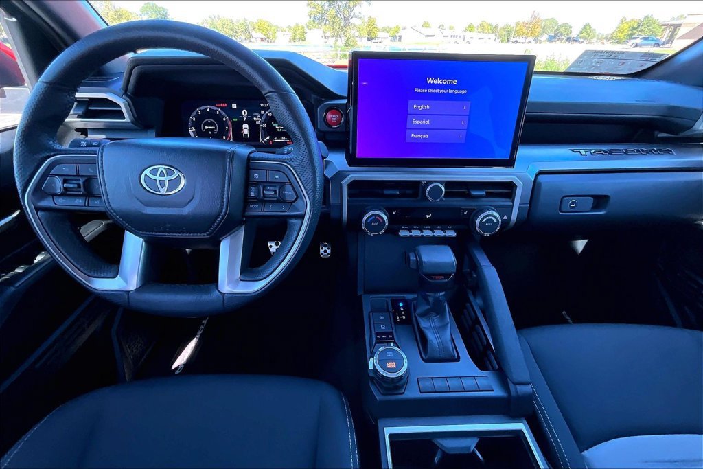 Used 2024 Toyota Tacoma TRD Sport AWD/4WD image 14