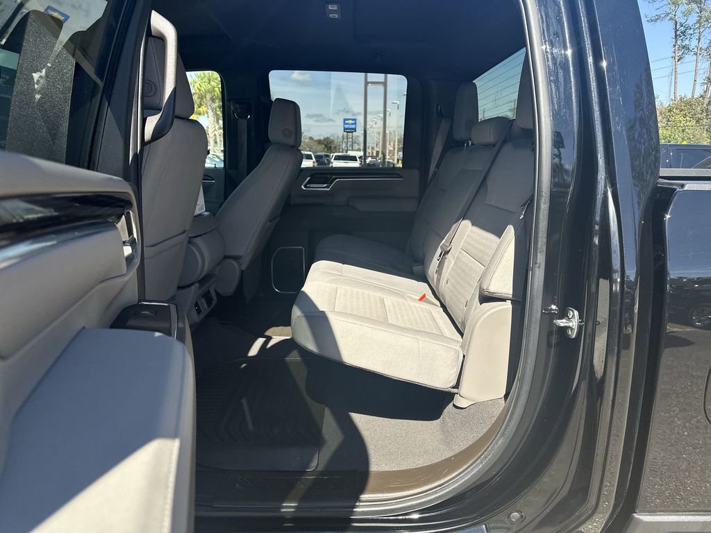 Used 2025 Chevrolet Silverado 2500 LT w/ Convenience Package AWD/4WD image 27