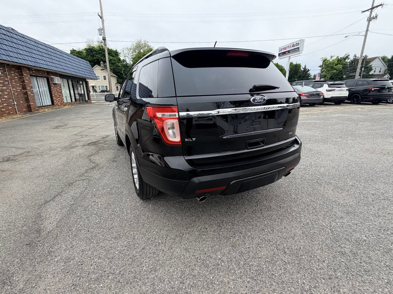 Used 2012 Ford Explorer XLT w/ Class III Trailer Tow Pkg FWD image 24