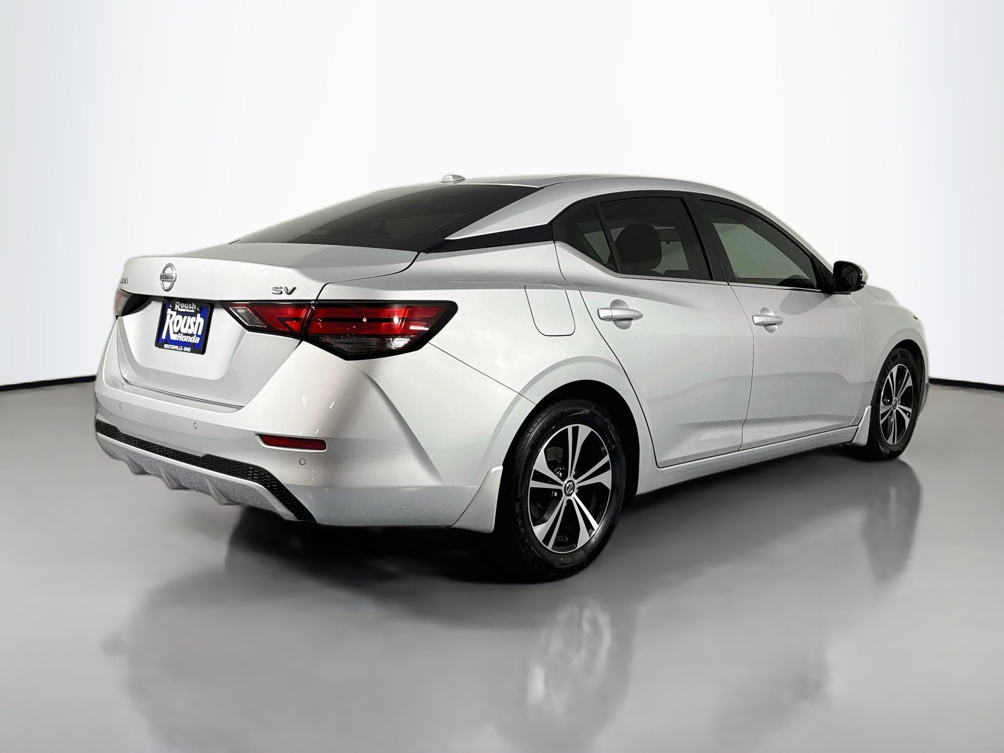 Used 2020 Nissan Sentra SV w/ Lighting Package FWD image 5
