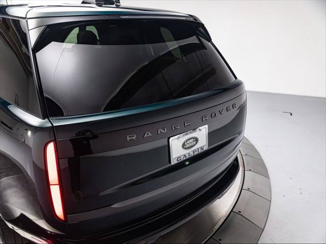 New 2026 Land Rover Range Rover Long Wheelbase SE AWD/4WD image 30