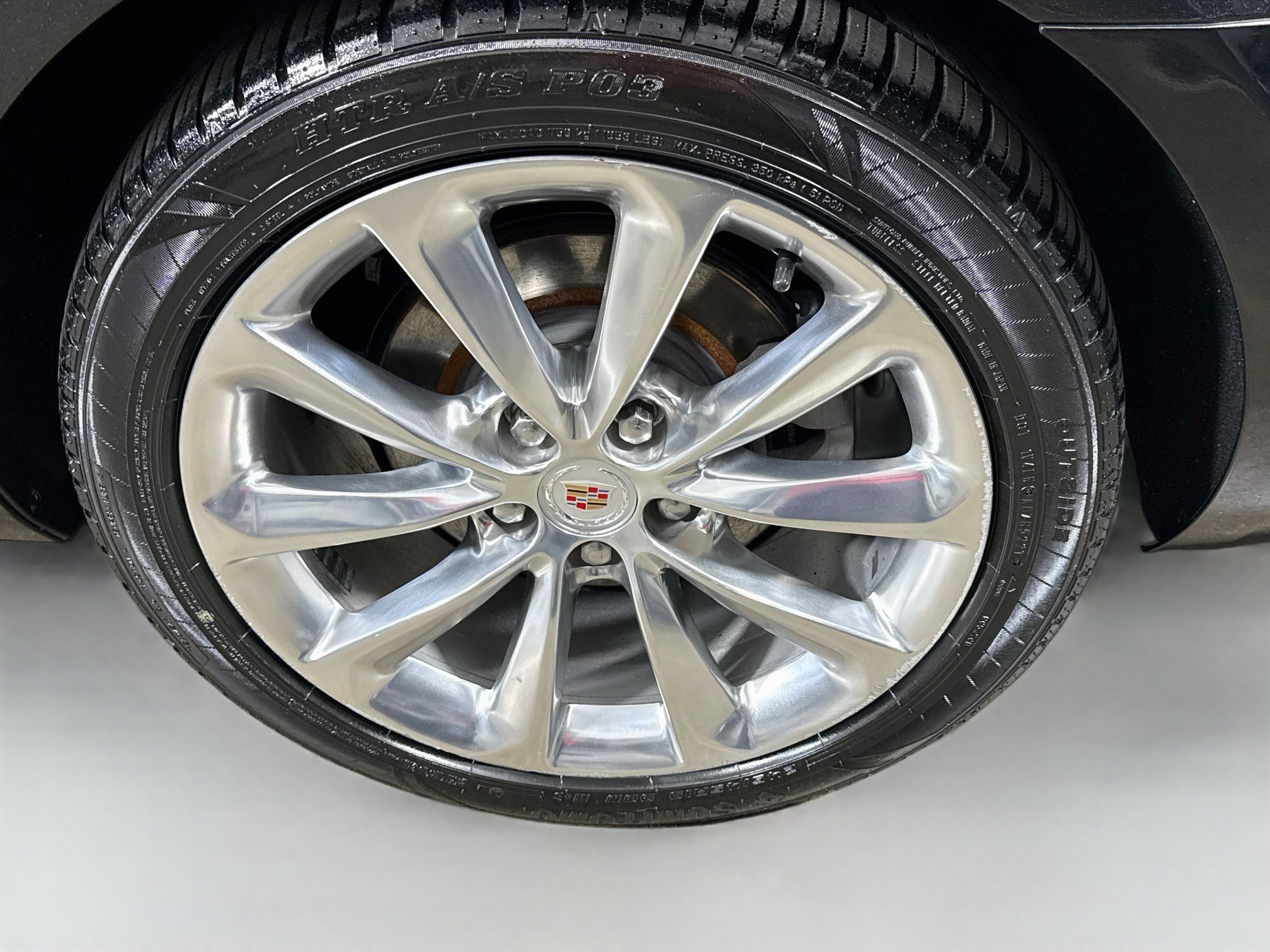 Used 2013 Cadillac XTS Luxury w/ Driver Awareness Package FWD image 32