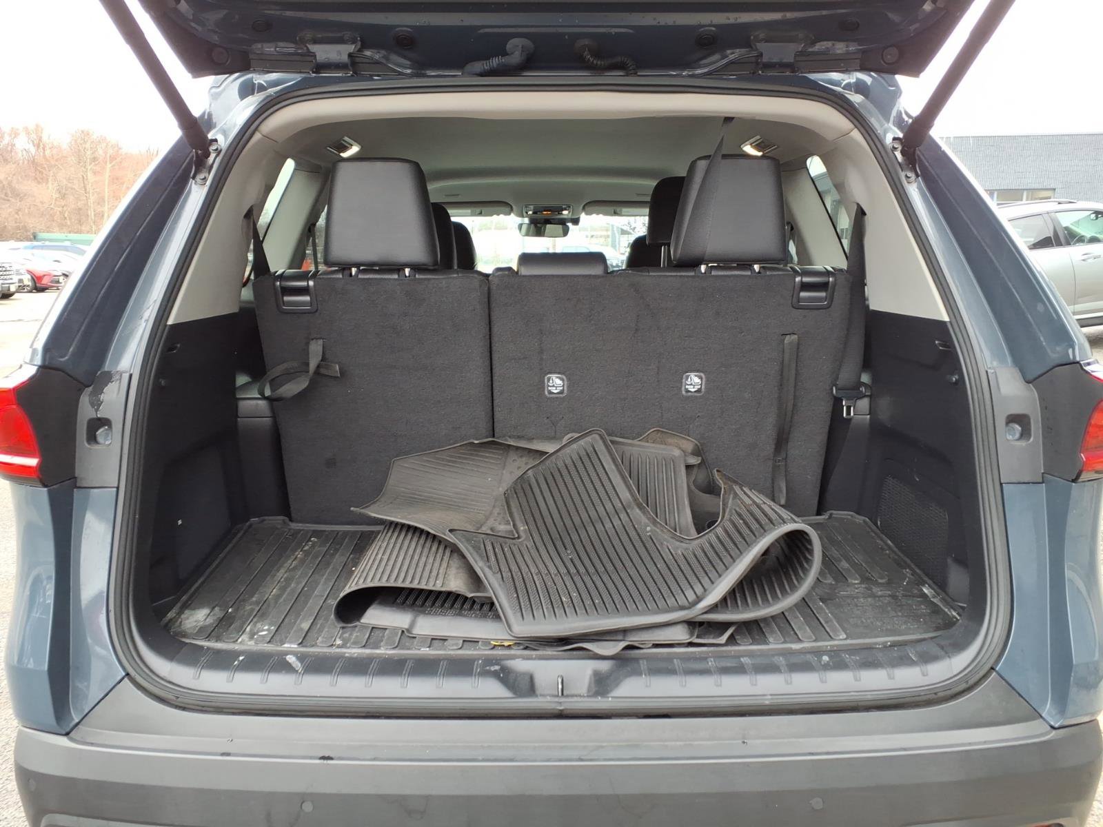 Certified 2024 Toyota Grand Highlander Platinum image 11