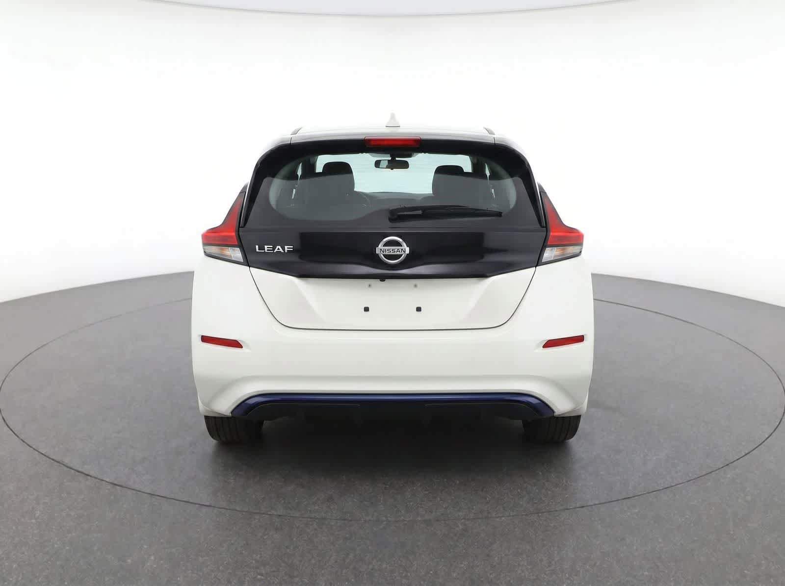 Used 2024 Nissan Leaf S FWD image 7