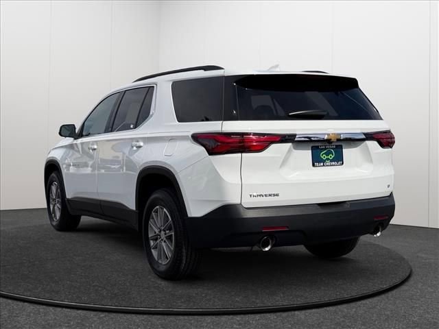 Used 2023 Chevrolet Traverse LT image 3