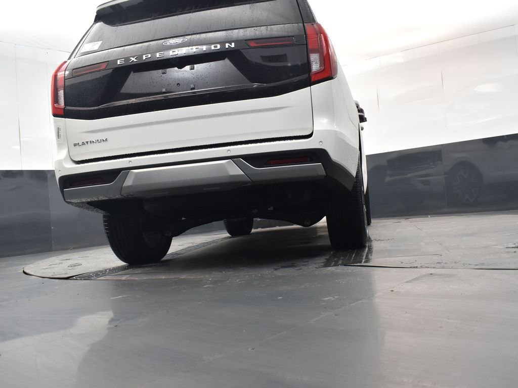 New 2026 Ford Expedition Platinum w/ Platinum Ultimate Package image 16
