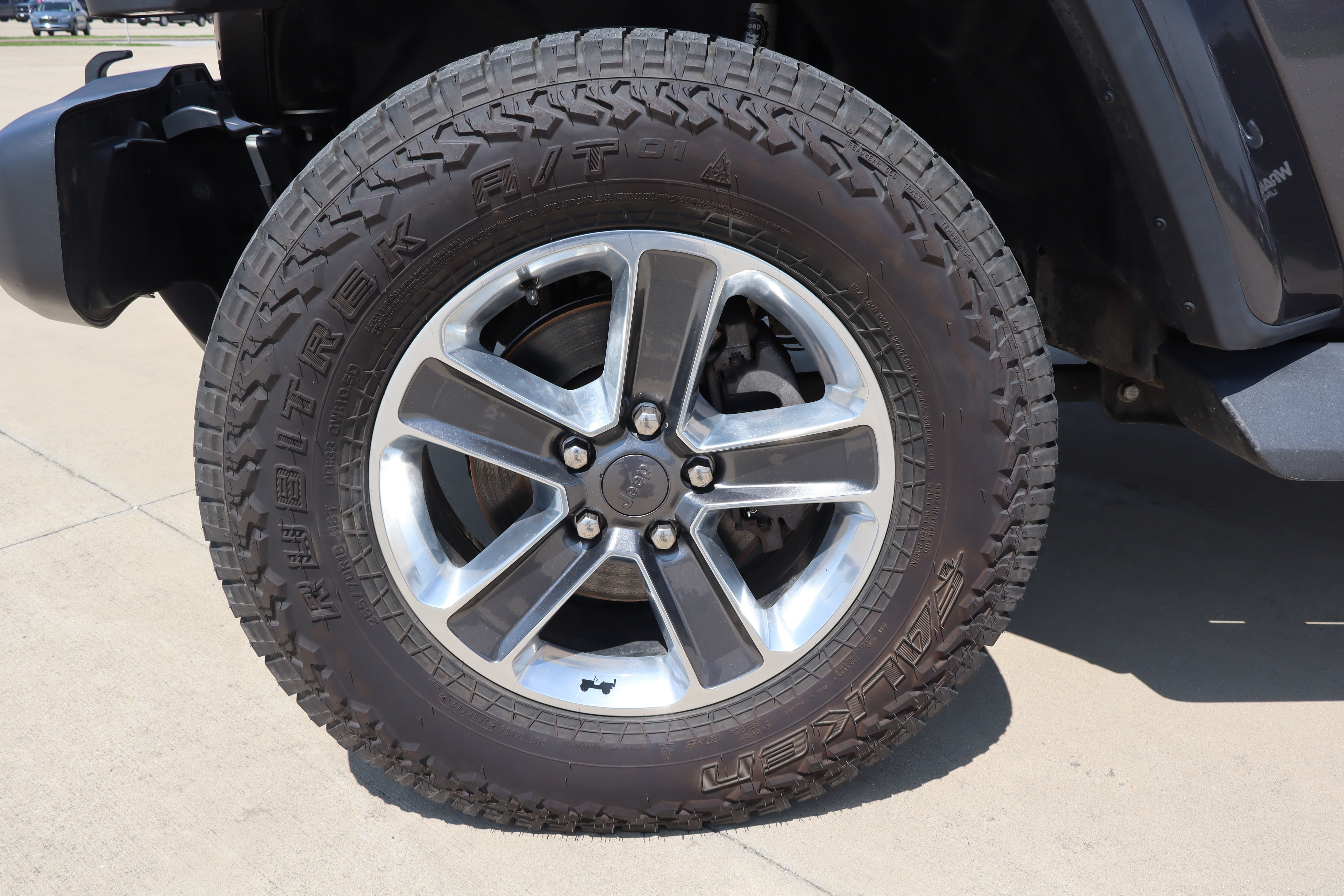 Used 2021 Jeep Wrangler Unlimited Sahara w/ LED Lighting Group AWD/4WD image 29