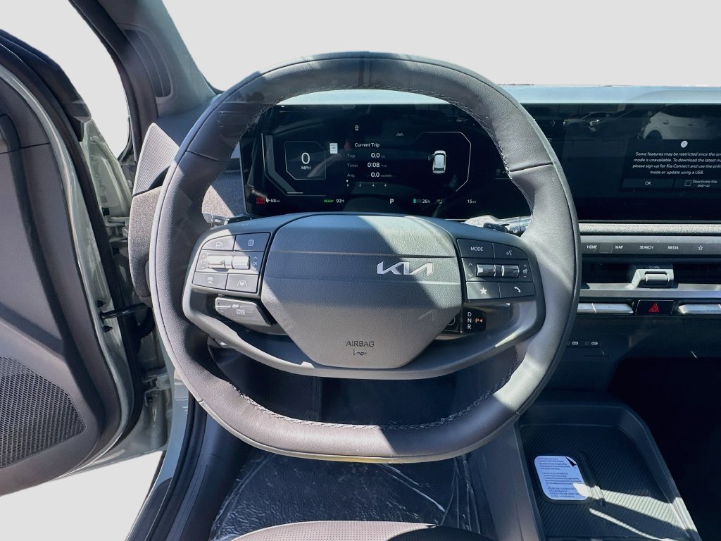 New 2027 Kia EV3 Wind FWD image 11
