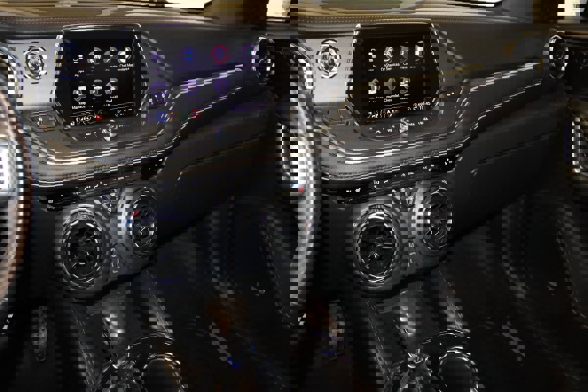 Used 2020 Chevrolet Blazer Premier w/ LPO, Floor Liner Package image 46