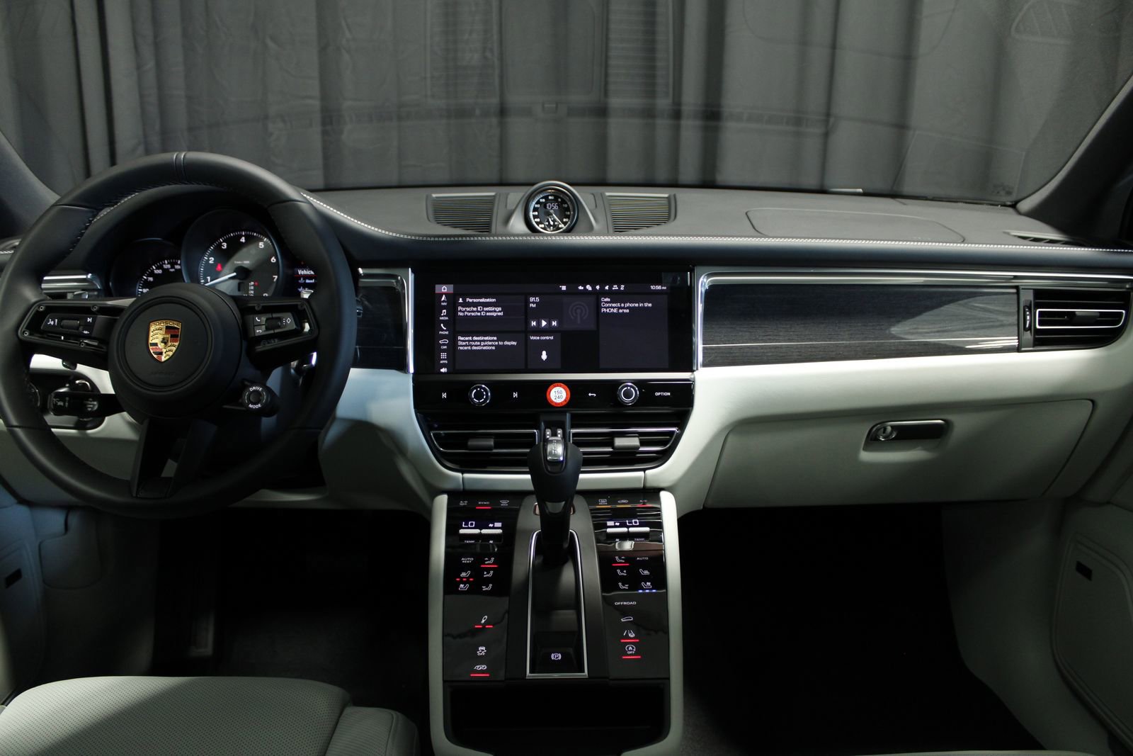 New 2026 Porsche Macan S image 4