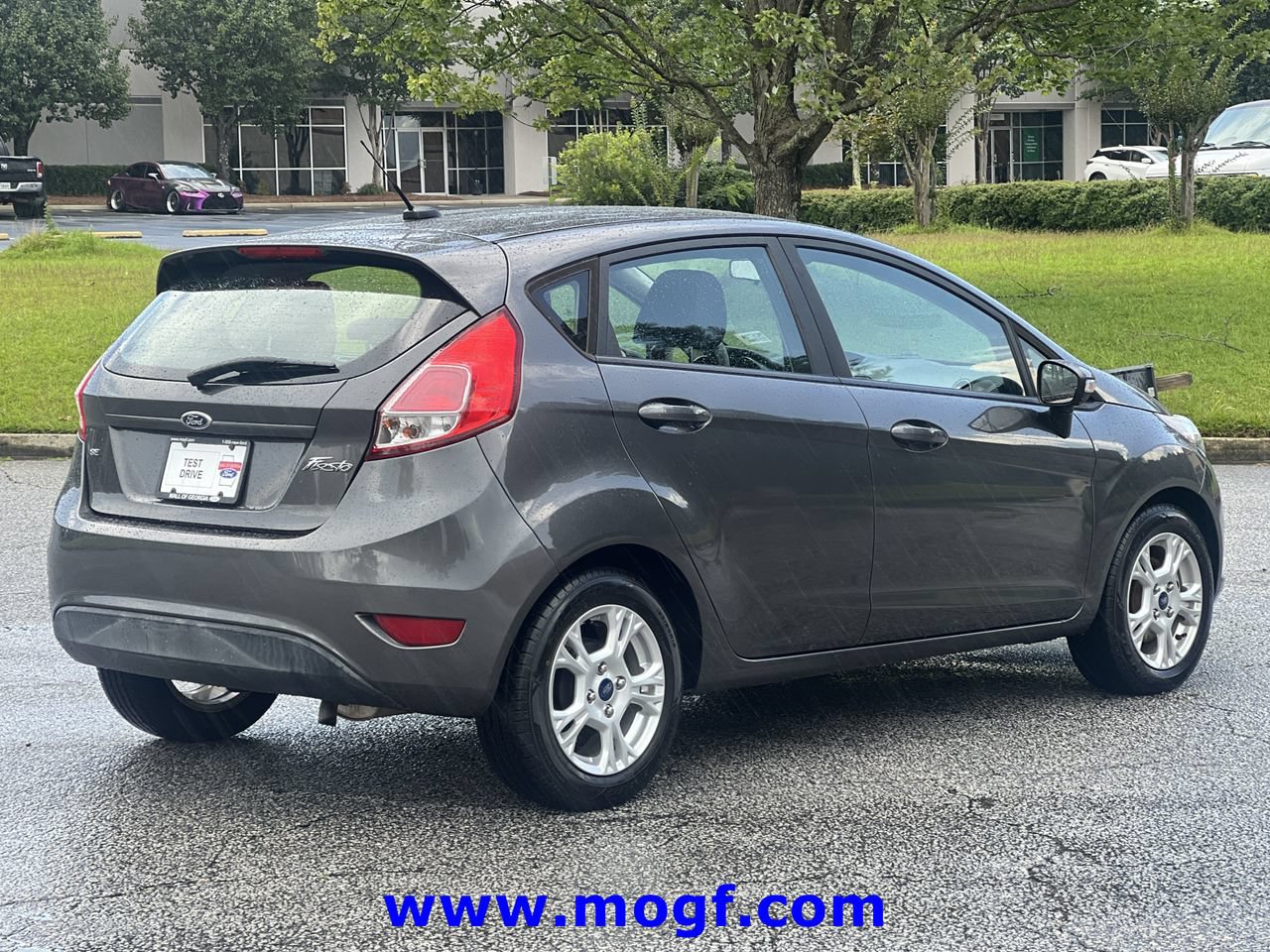 Used 2015 Ford Fiesta SE FWD image 3