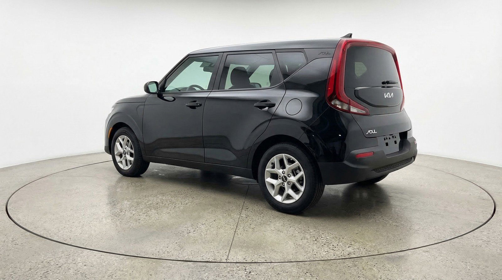 Used 2025 Kia Soul LX w/ LX Technology Package image 6