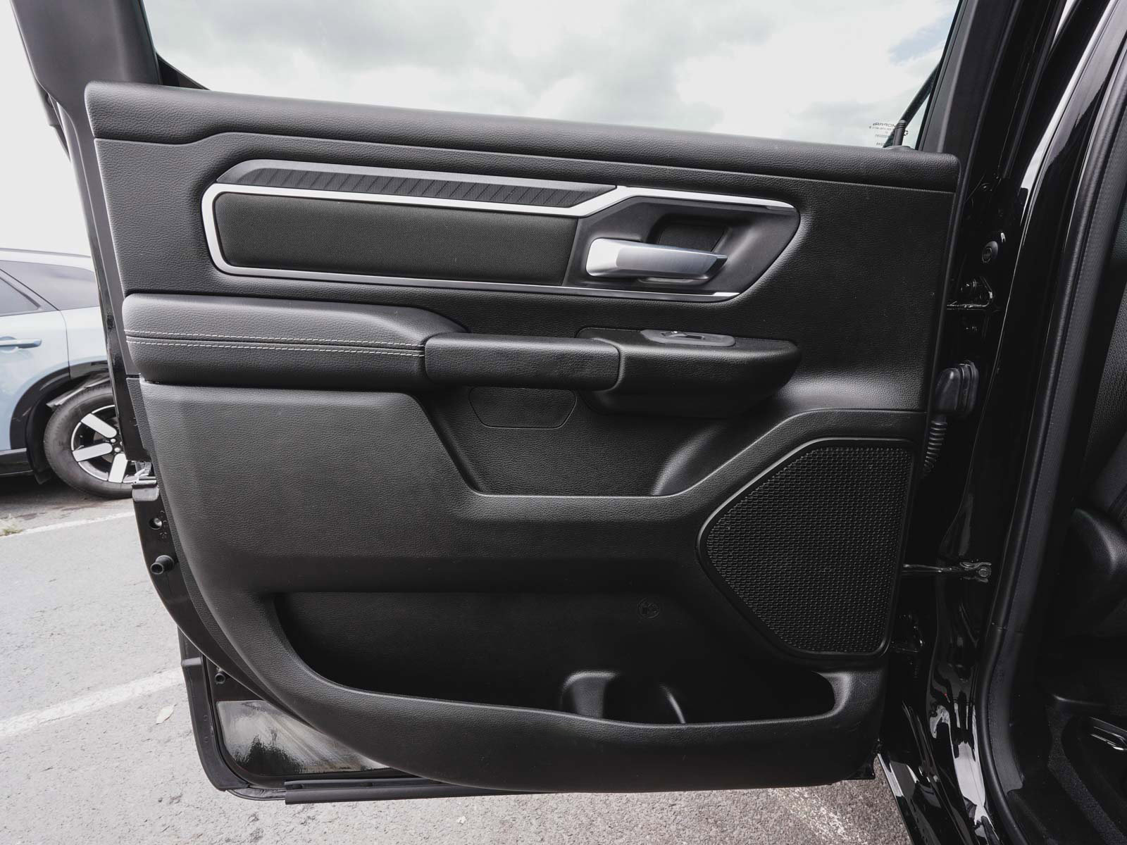 Used 2025 RAM 1500 Big Horn image 12