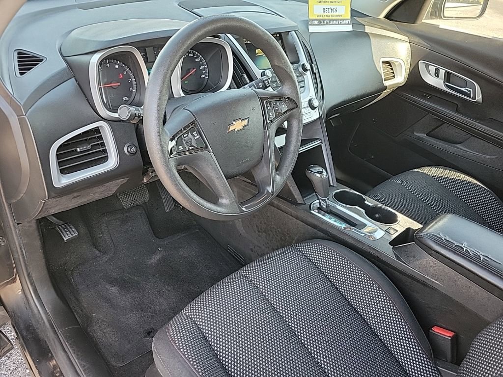 Used 2017 Chevrolet Equinox LS image 9