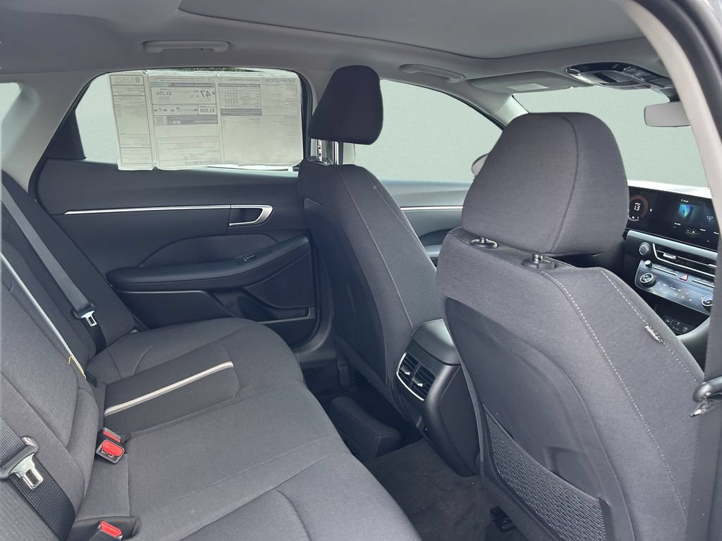 New 2026 Hyundai Sonata SEL FWD image 21