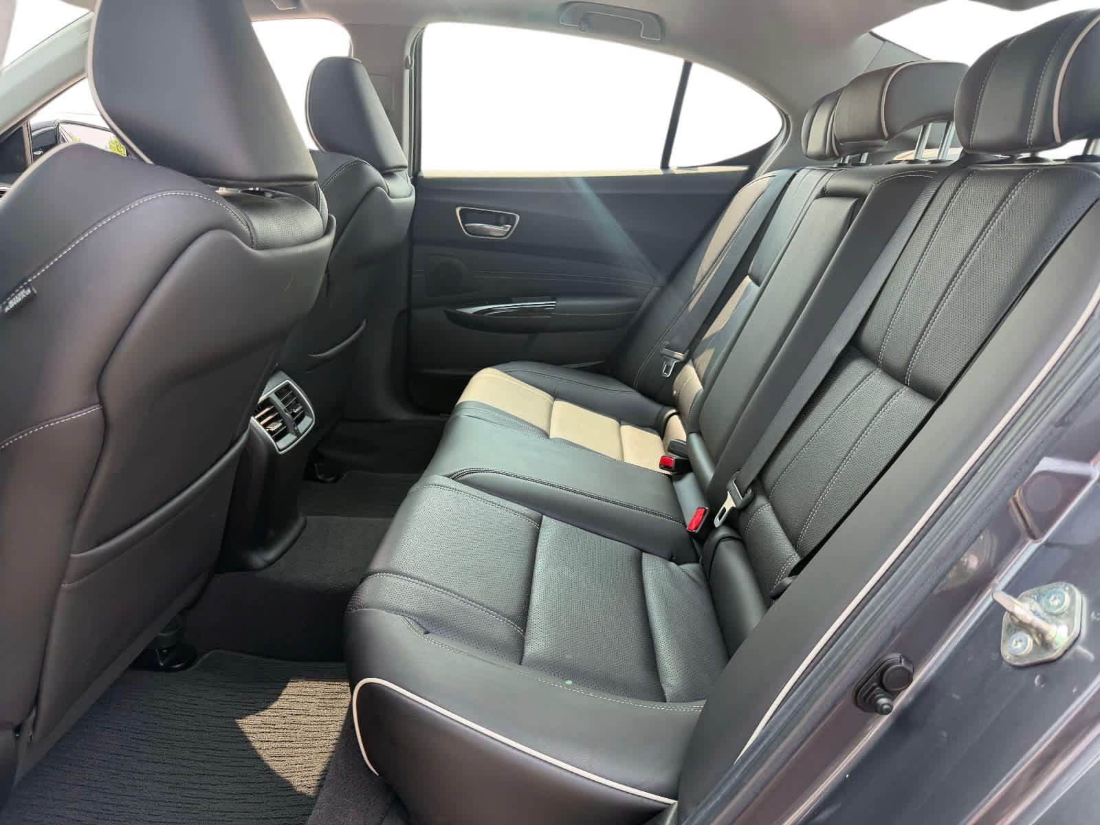 Used 2020 Acura TLX w/ Technology Package FWD image 14