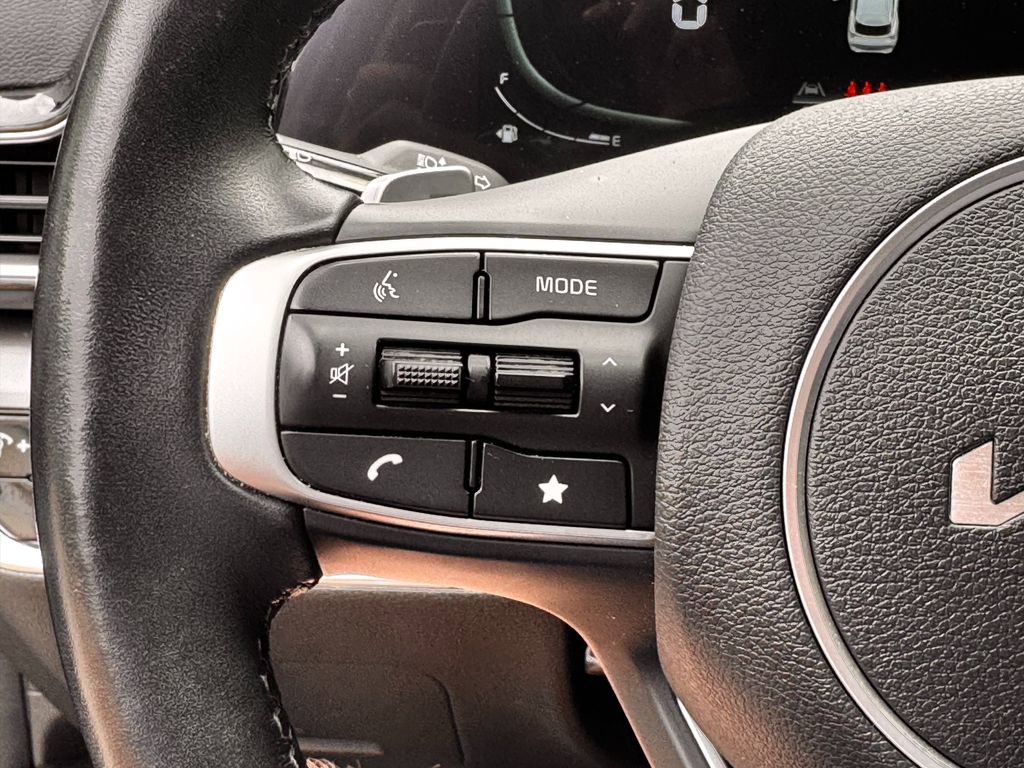 Used 2023 Kia Sportage EX AWD/4WD image 19