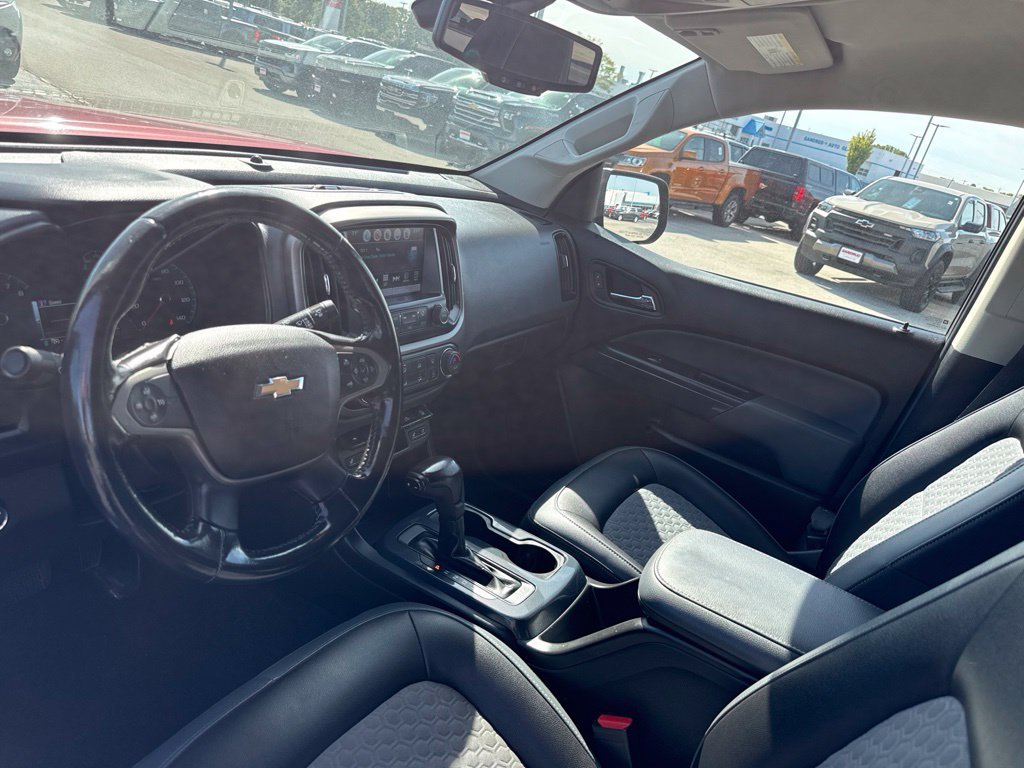Used 2018 Chevrolet Colorado Z71 AWD/4WD image 11