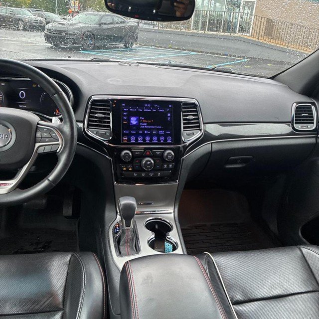 Used 2019 Jeep Grand Cherokee Trailhawk w/ Trailhawk Luxury Group AWD/4WD image 14