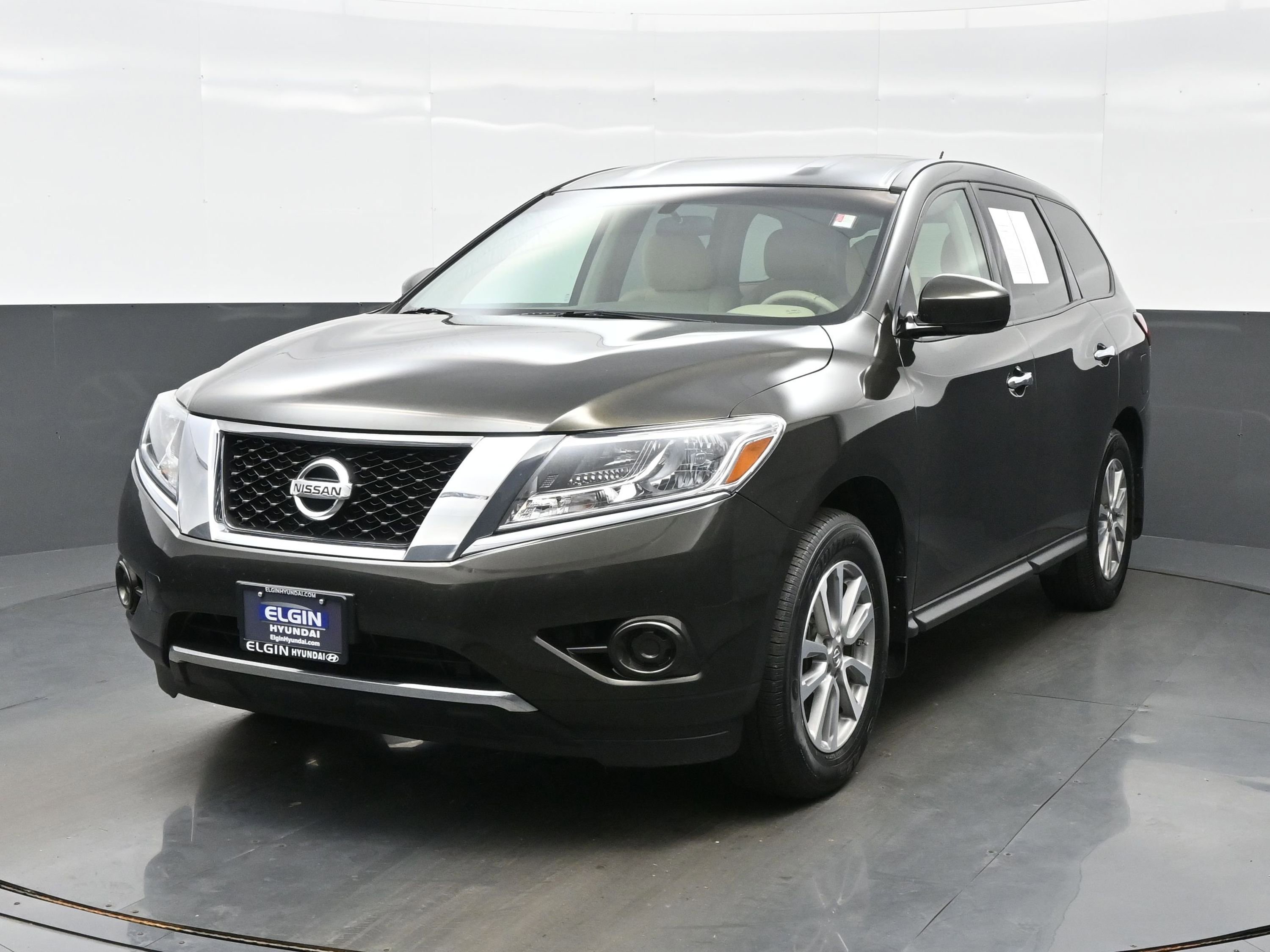 Used 2015 Nissan Pathfinder S AWD/4WD video 1