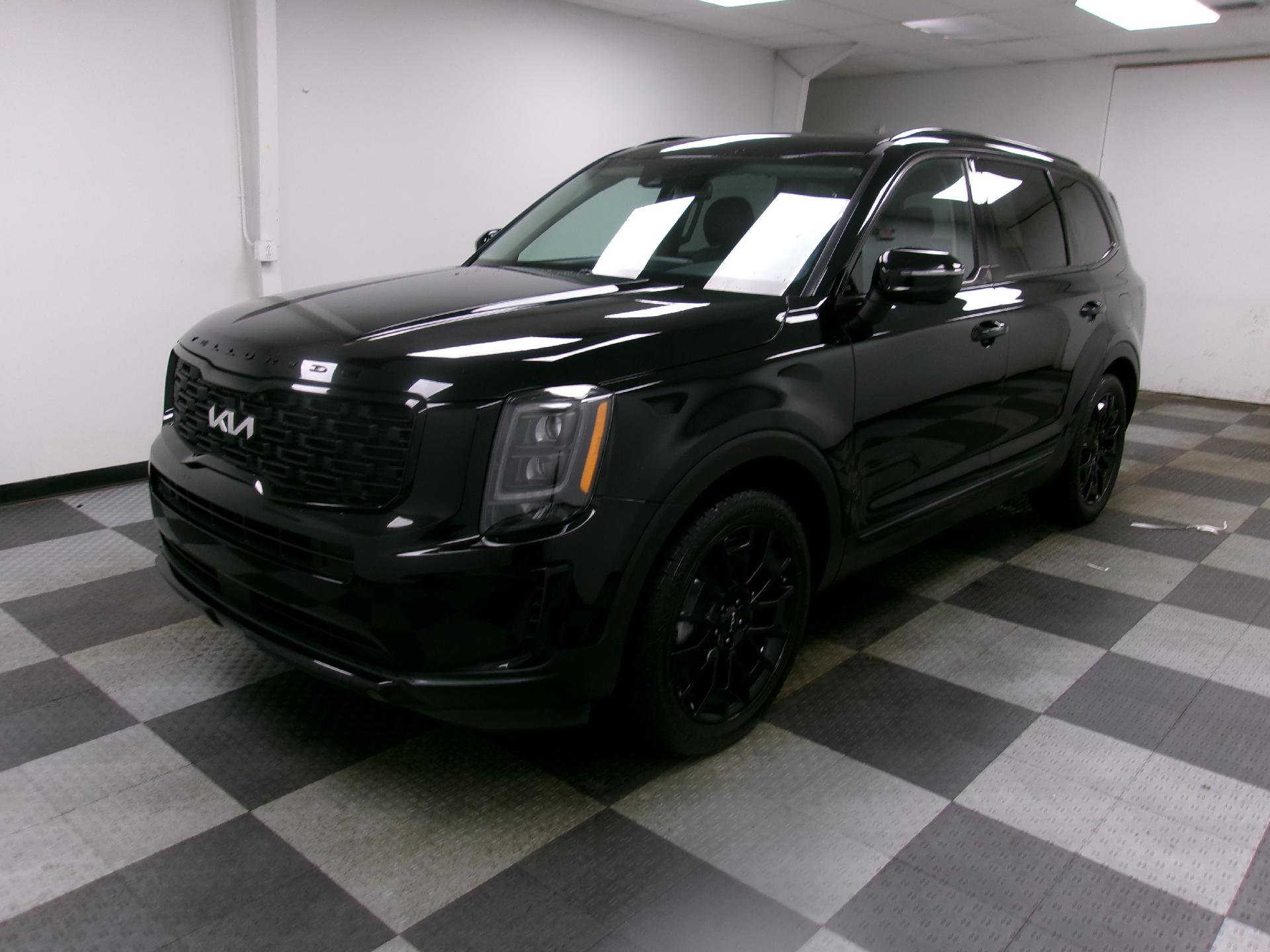 Used 2022 Kia Telluride EX w/ EX Premium Package